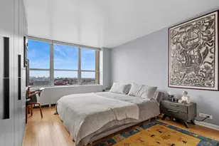 655 W Irving Park Rd, Chicago, IL 60613 - Photo 18