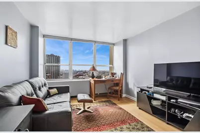 655 W Irving Park Road #2301, Chicago, IL 60613 - Photo 16