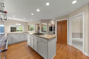 1570 Orchard Rd, Wheaton, IL 60189 - Photo 12