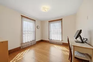 215 W 7th St, Dixon, IL 61021 - Photo 30