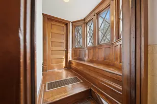 215 W 7th St, Dixon, IL 61021 - Photo 16