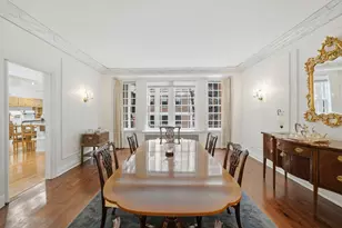 232 E Walton Pl, Chicago, IL 60611 - Photo 10