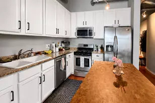 933 W Van Buren St, Chicago, IL 60607 - Photo 4