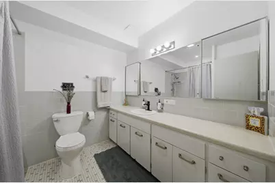 201 S Maple Avenue #103, Oak Park, IL 60302 - Photo 12
