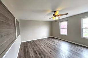 306 Parkside Dr, Shorewood, IL 60404 - Photo 8