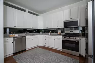 1438 N Wieland St, Chicago, IL 60610 - Photo 12