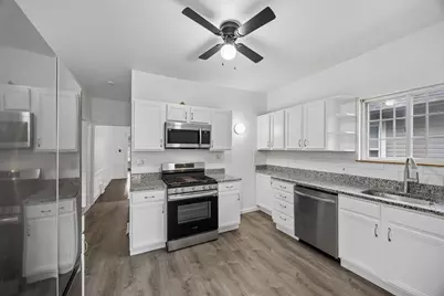 [Address not provided], Chicago, IL 60649 - Photo 16