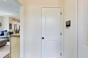 1331 Avery Ave, Wheaton, IL 60187 - Photo 6