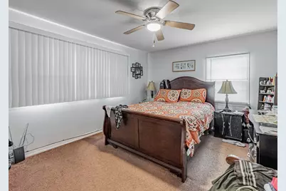 1045 Palace Street, Aurora, IL 60506 - Photo 10