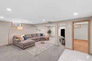 8557 W 144th Pl, Orland Park, IL 60462 - Photo 16
