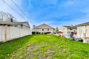 440 E Fullerton Ave, Glendale Heights, IL 60139 - Photo 28