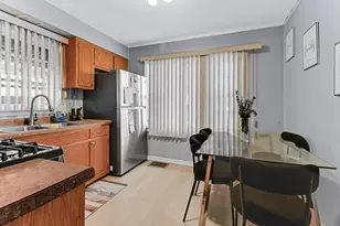 14832 Langley Ave, Dolton, IL 60419 - Photo 6