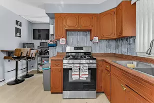 14832 Langley Ave, Dolton, IL 60419 - Photo 8