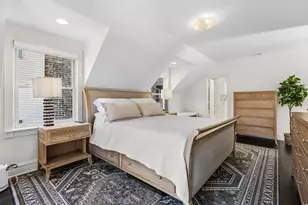 2106 W Addison St, Chicago, IL 60618 - Photo 10