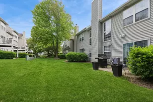 205 Parkview Dr, Wauconda, IL 60084 - Photo 20