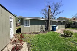 114 S Commercial Ave, Amboy, IL 61310 - Photo 36