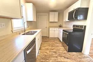 534 Center St, South Beloit, IL 61080 - Photo 14
