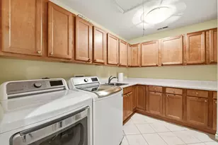2181 2nd St, Northbrook, IL 60062 - Photo 16