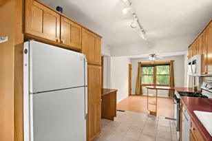 511 Elm Ave, Geneva, IL 60134 - Photo 14