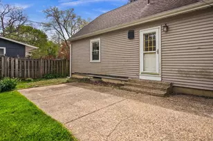 511 Elm Ave, Geneva, IL 60134 - Photo 26