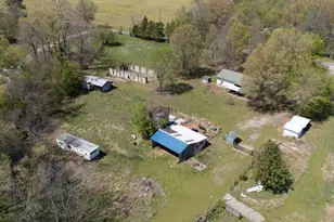 13849 Mustang Rd, Marion, IL 62959 - Photo 6