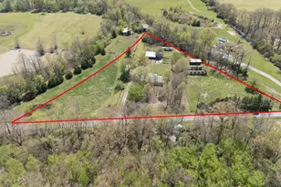 13849 Mustang Rd, Marion, IL 62959 - Photo 2