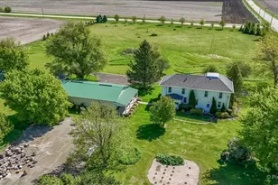 1431 Gillis Rd, Malta, IL 60150 - Photo 36