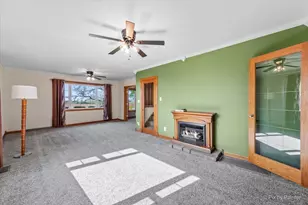1431 Gillis Rd, Malta, IL 60150 - Photo 18