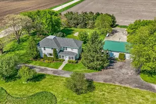 1431 Gillis Rd, Malta, IL 60150 - Photo 1