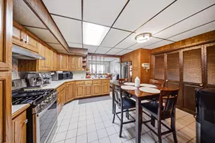 630 Jordan Ave, Romeoville, IL 60446 - Photo 12
