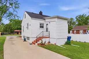 1608 N Center St, Crest Hill, IL 60403 - Photo 12
