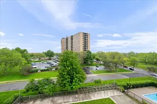 7141 N Kedzie Ave, Chicago, IL 60645 - Photo 16