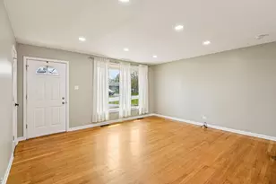 5230 Park Ln, Crestwood, IL 60418 - Photo 4