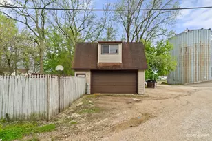 250 Peru St, Paw Paw, IL 61353 - Photo 40
