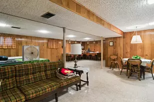 902 S See-Gwun Ave, Mount Prospect, IL 60056 - Photo 12