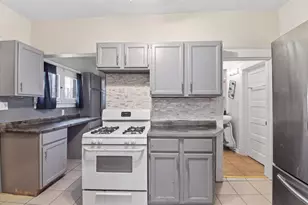 2807 Elizabeth Ave, Zion, IL 60099 - Photo 18