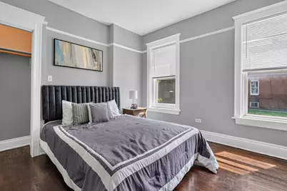 6559 S Eberhart Avenue, Chicago, IL 60637 - Photo 8