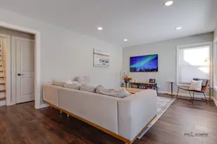 1011 N Haddow Ave, Arlington Heights, IL 60004 - Photo 2