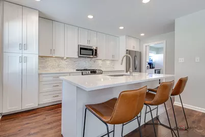 1011 N Haddow Avenue, Arlington Heights, IL 60004 - Photo 10
