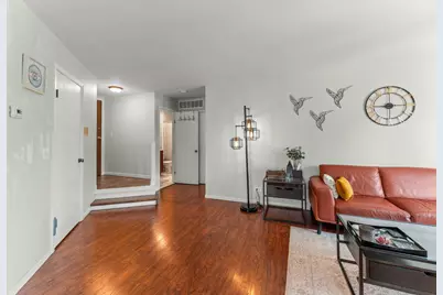 1332 McDowell Road #201, Naperville, IL 60563 - Photo 6