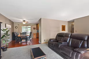 814 Scott St, Algonquin, IL 60102 - Photo 4