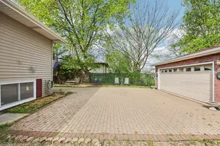 2176 N Westmoreland Dr, Palatine, IL 60074 - Photo 28