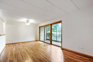 4940 W 134 Ct, Crestwood, IL 60418 - Photo 2