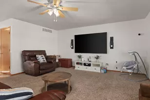 137 Lamplighter Loop, Poplar Grove, IL 61065 - Photo 14