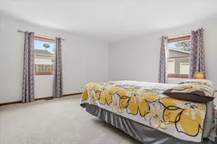 58 N California Ave, Mundelein, IL 60060 - Photo 8