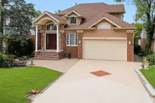 1704 Marguerite St, Park Ridge, IL 60068 - Photo 1