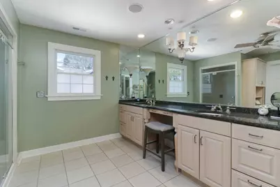 1202 Elmwood Road, Bloomington, IL 61701 - Photo 60