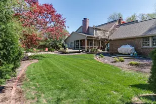 1202 Elmwood Rd, Bloomington, IL 61701 - Photo 90