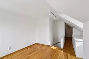 9523 Sayre Ave, Morton Grove, IL 60053 - Photo 14