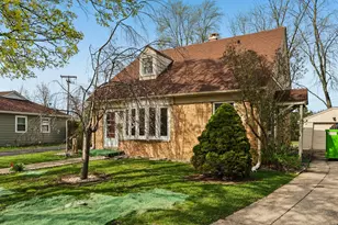9523 Sayre Ave, Morton Grove, IL 60053 - Photo 2